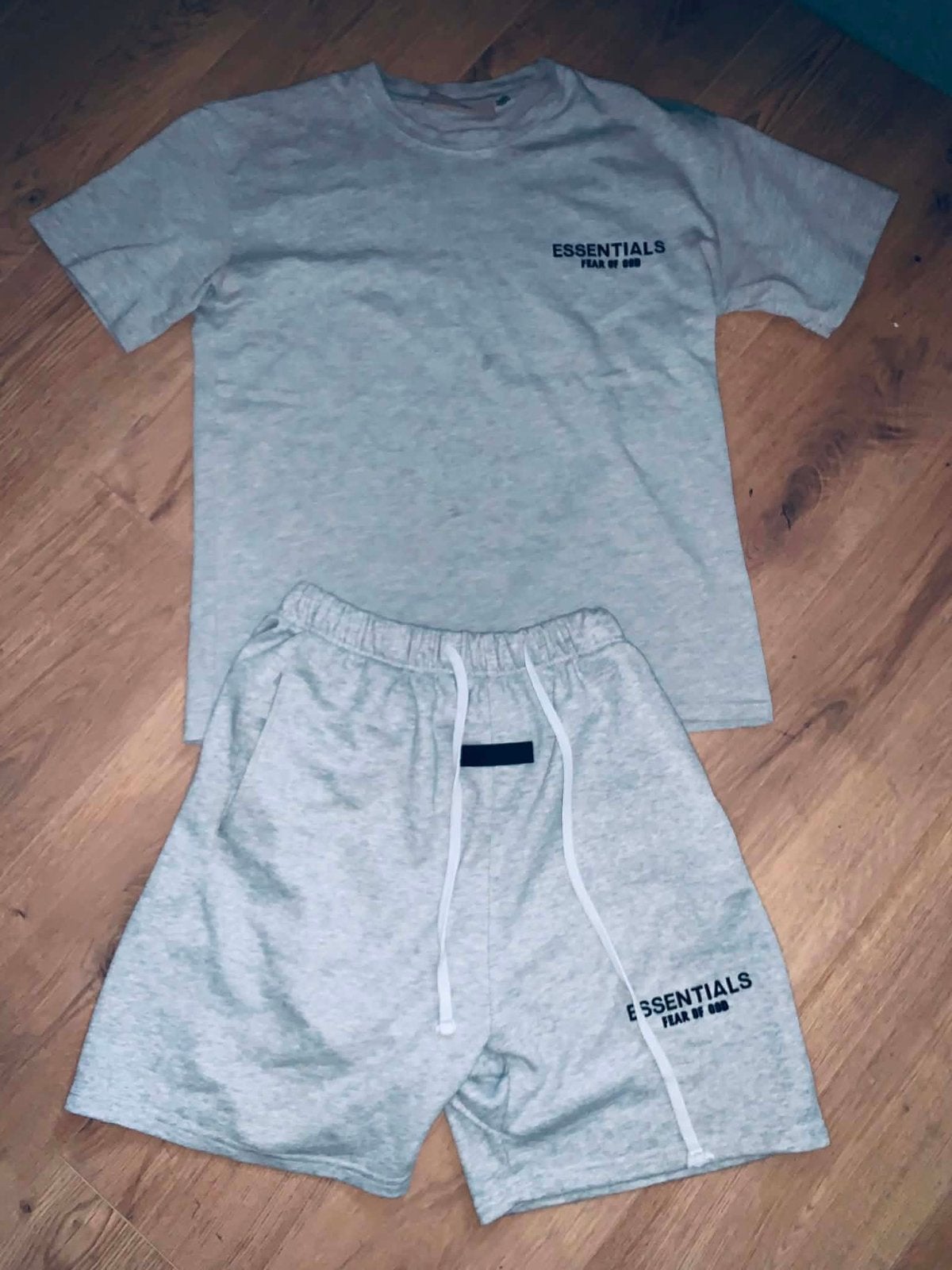 Essentials Fear of God T-shirt en korte broek set, Ophalen, Zo goed als nieuw