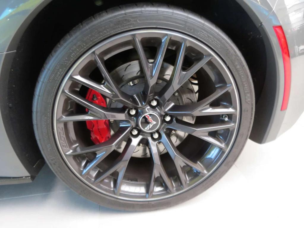 Chevrolet Corvette C7 Z06 Coupé 6.2i V8 Supercharged 3LZ, Cruise Control, Argent ou Gris, Achat, Euro 6