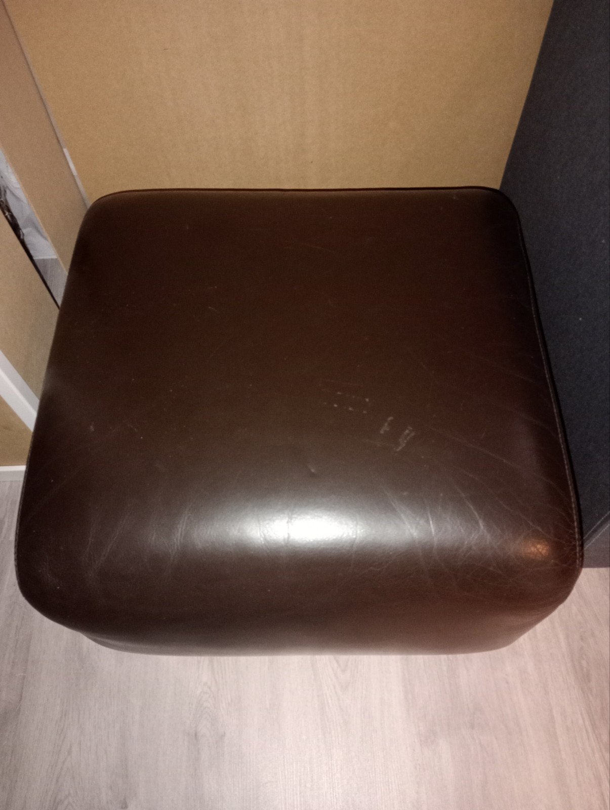 Voetbank leder bruin 60x55, Enlèvement