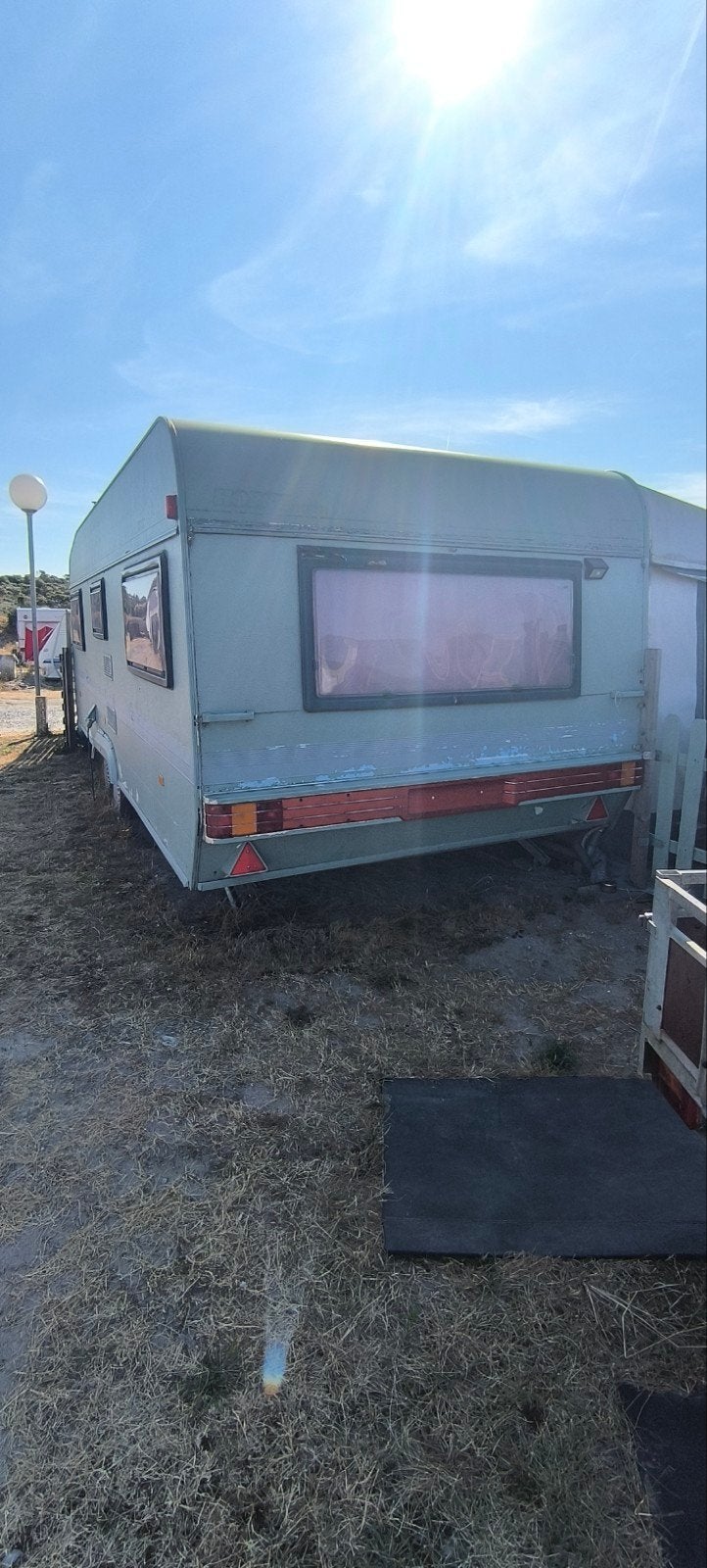 Trek caravan, Ophalen
