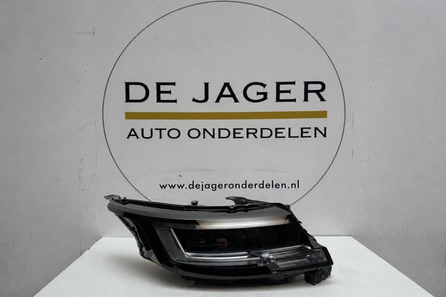 Phare droit pour Land Rover Range Rover L460 M8E213W029HN, Autos : Pièces & Accessoires, Land Rover, Dpoffice@jaguarlandrover.com