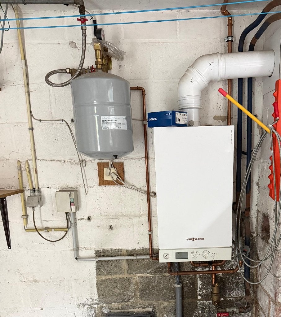 Chaudière VIESSMANN Vitodens 100-W + vase d’expansion, Enlèvement, Utilisé