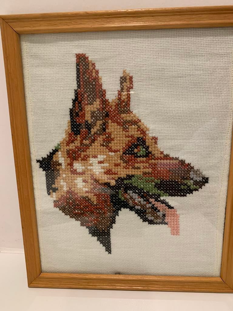 Kadertje met handwerk hond, Hobby en Vrije tijd, Ophalen of Verzenden, Zo goed als nieuw, Overige typen
