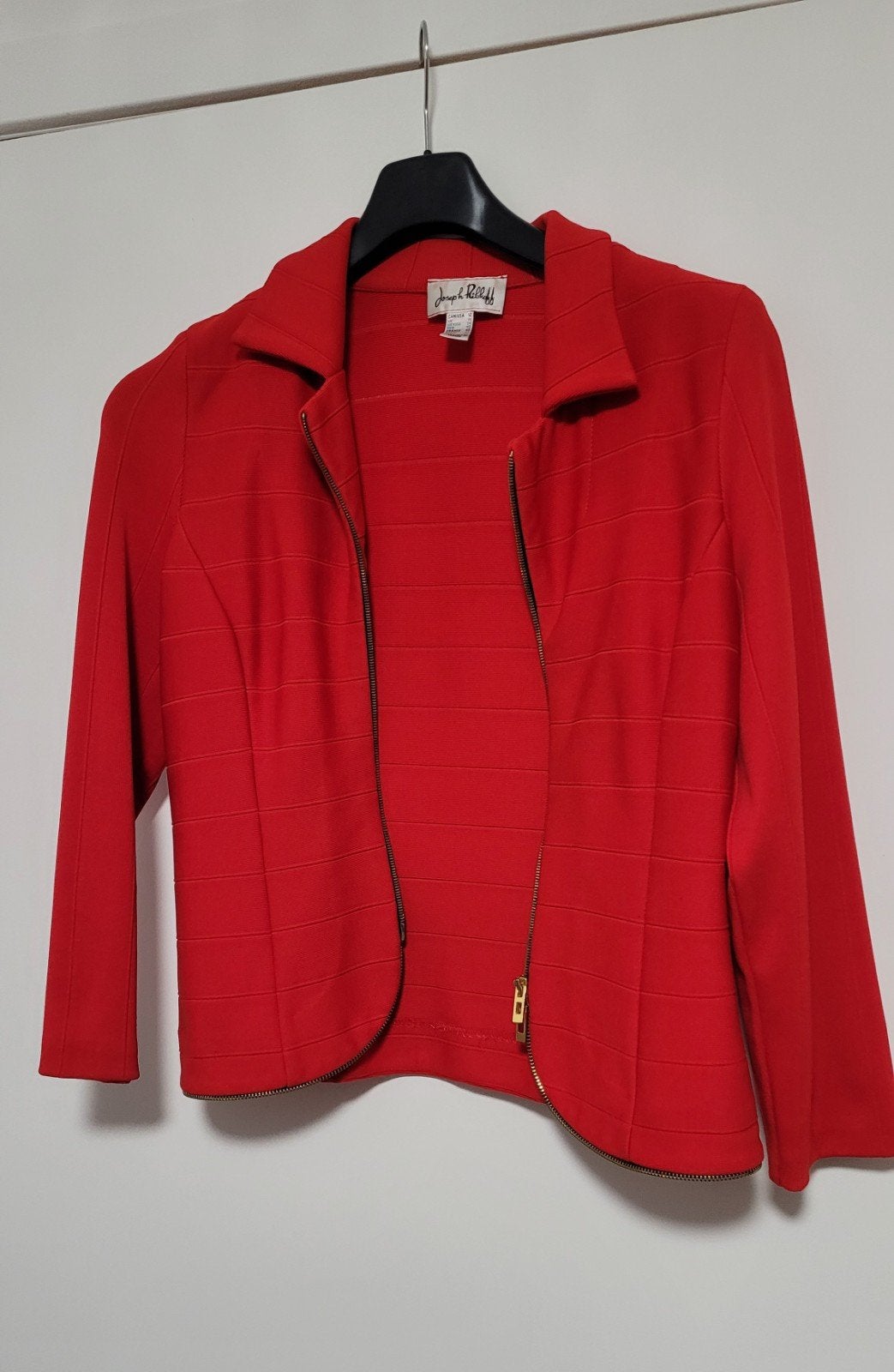 JOSEPH RIBKOFF Red Zipped Jacket, Enlèvement, Rouge, Manteau