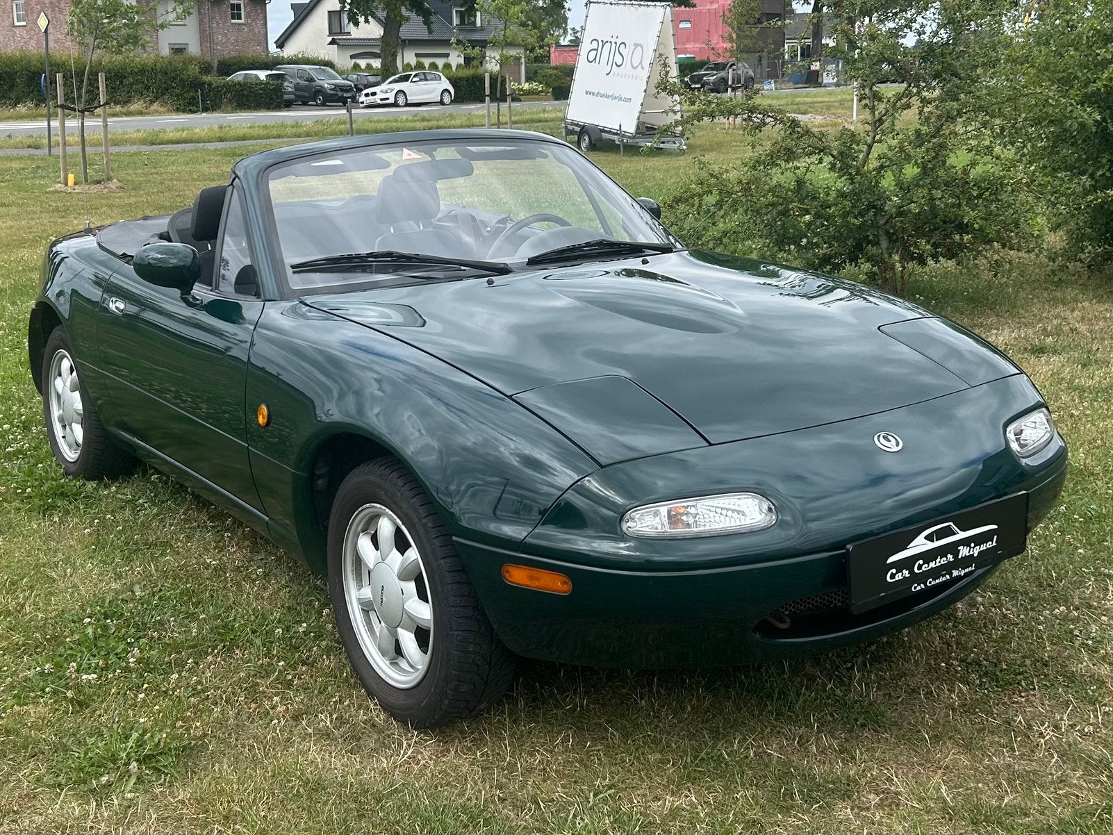 Mazda MX-5 NA 1.6i, Autos, Mazda, Entreprise, MX-5, Toit ouvrant, Radio, Essence, Cabriolet, 2 portes, Boîte manuelle, Vert, Noir
