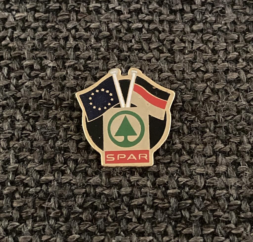 PIN - SPAR - EUROPA - DUITSLAND - GERMANY - ALLEMAGNE, Verzamelen, Verzenden, Gebruikt, Overige onderwerpen, Speldje of Pin