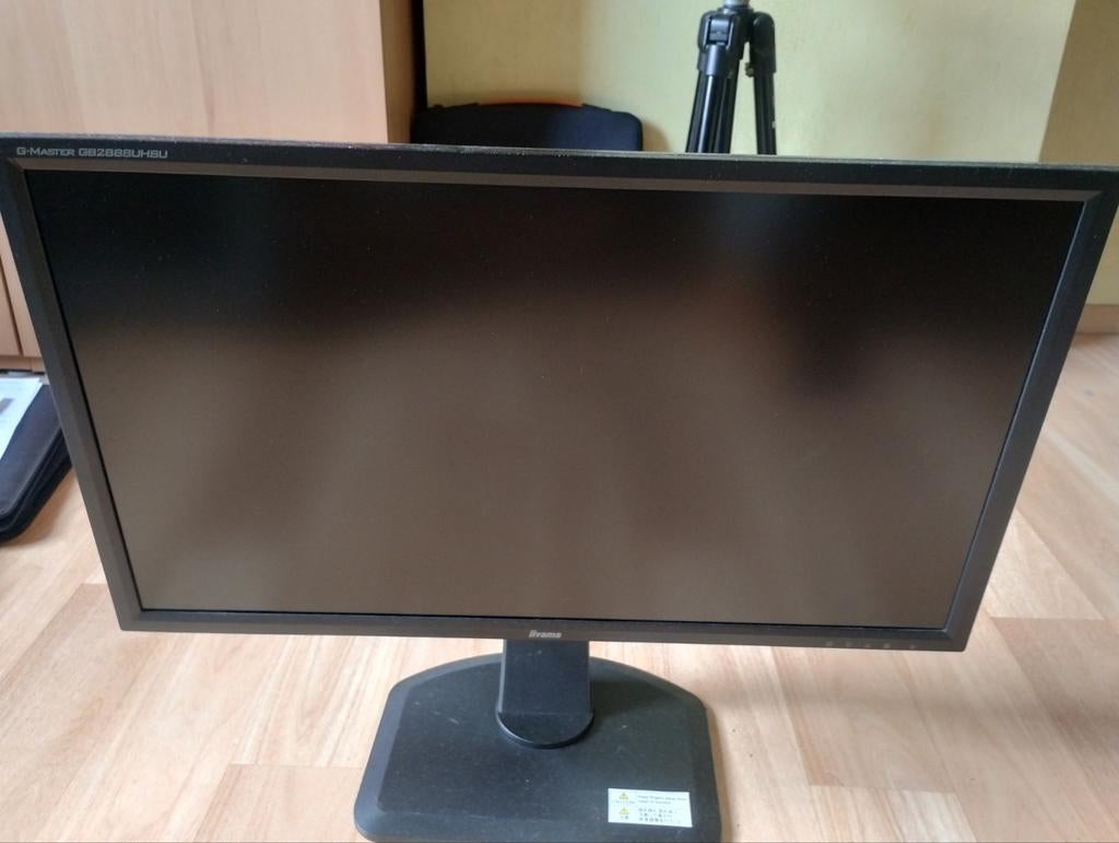 Écran Lenovo 28" 4K, Gebruikt, HDMI