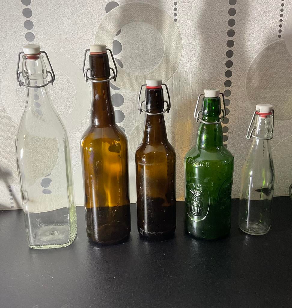 Bouteilles bière et autres avec bouchons, Ophalen, Gebruikt, Flesje(s)