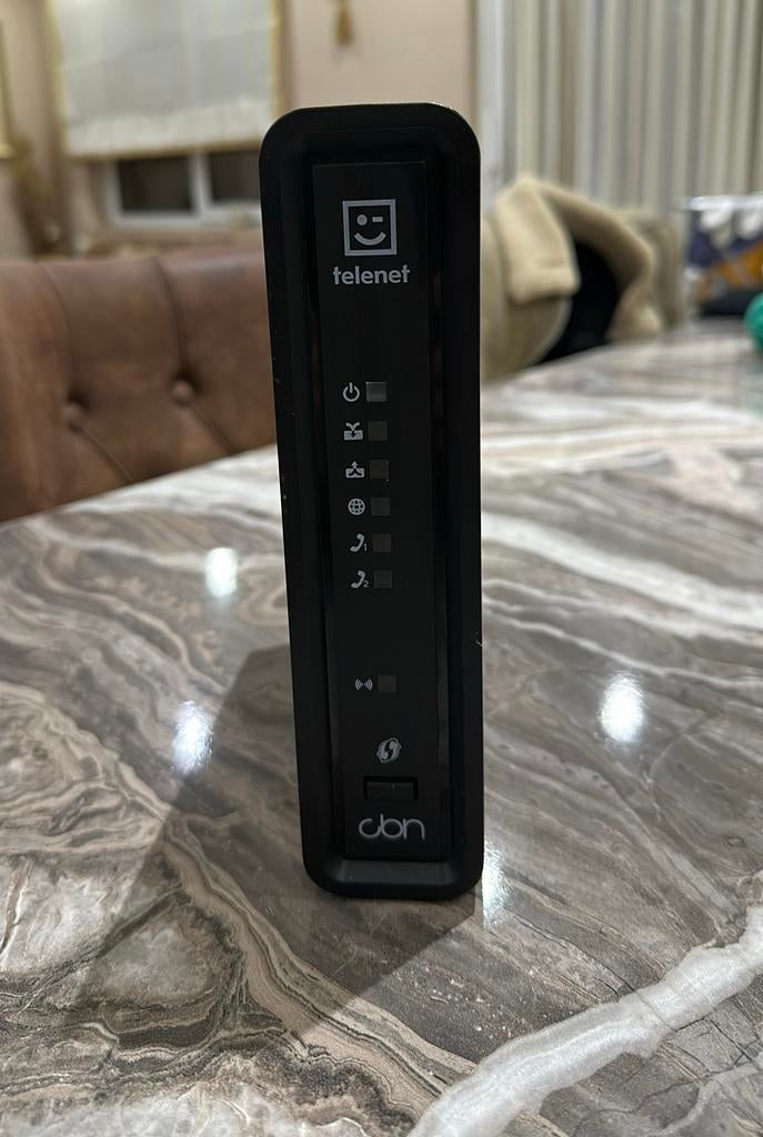 Modem Telenet CH6643E, Enlèvement, Comme neuf, Routeur avec modem