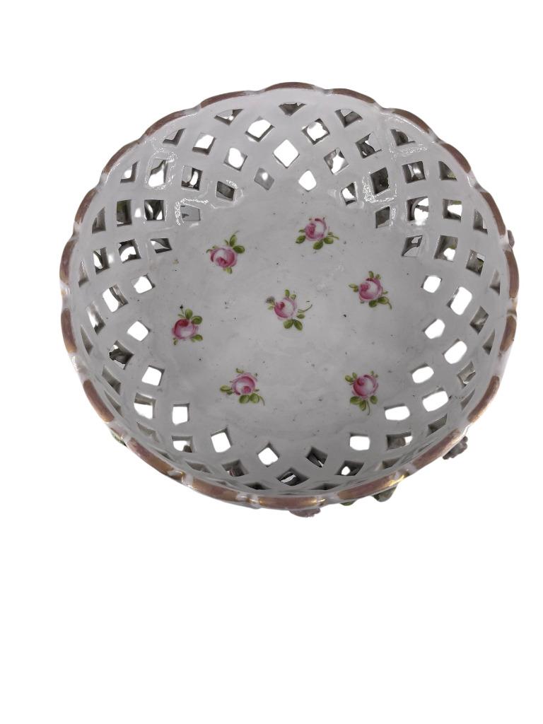 Coupe en Porcelaine avec Décor Floral - Von Schierholz 1916, Antiquités & Art, Enlèvement ou Envoi