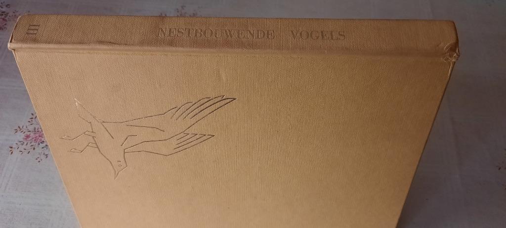De nestbouwende vogels uit Europa deel 3 van Artis, Boeken, Ophalen