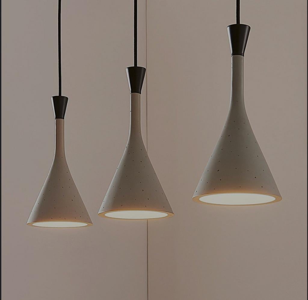 Lindby-Hanglamp-3lichts-polyresine, Huis en Inrichting, Ophalen, Zo goed als nieuw