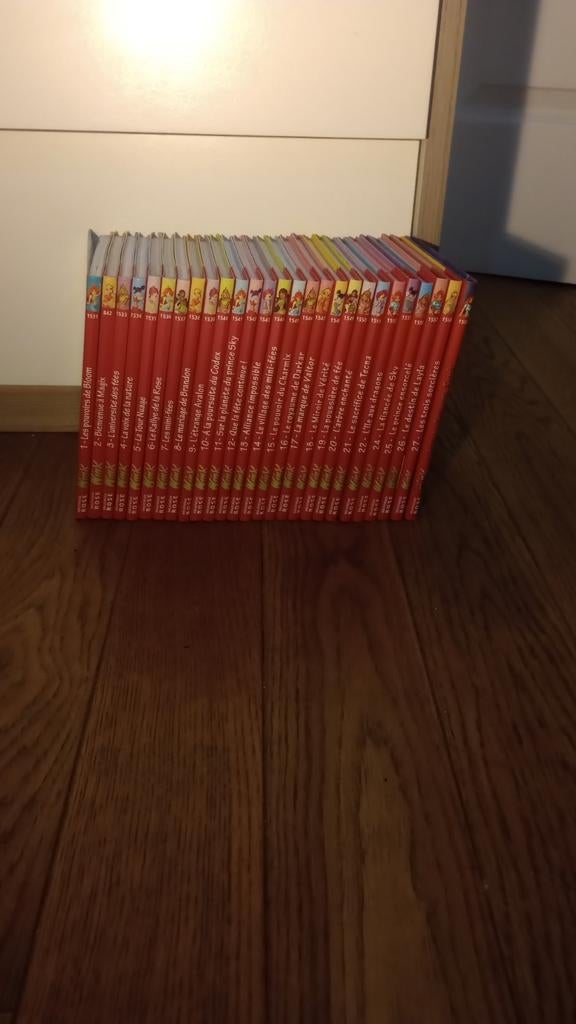 Livres Winx club, tome 1 a 27 + 1 hors série, Boeken