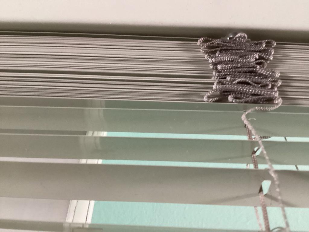 Luxaflex zonwering, Maison & Meubles, Ameublement | Rideaux & Stores à lamelles, Enlèvement, Utilisé, Beige