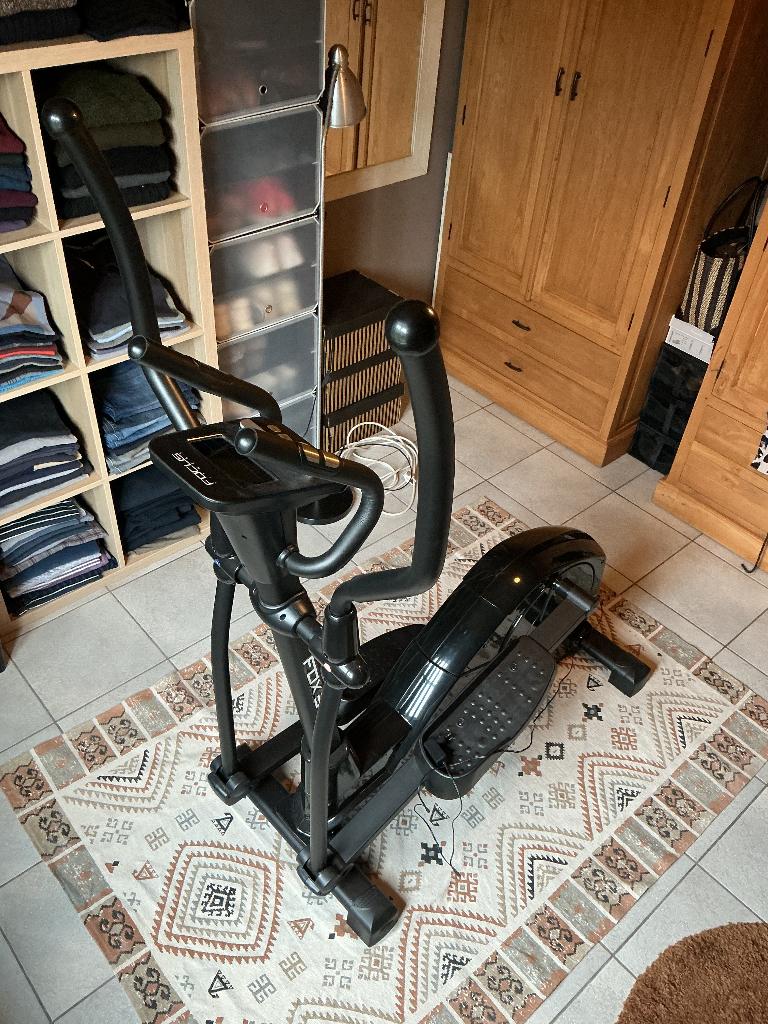 Crosstrainer Focus Fox3 (1jaar oud), Sport en Fitness, Ophalen, Nieuw, Crosstrainer