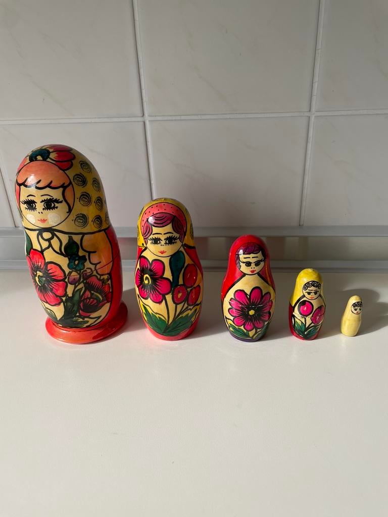 Vintage babushka matroesjka set (5), Ophalen of Verzenden, Zo goed als nieuw