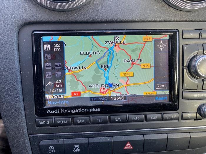 Navigatie Systeem van een Audi A3, Auto-onderdelen, Elektronica en Kabels, Audi, Gebruikt, 3 maanden garantie, Ophalen of Verzenden