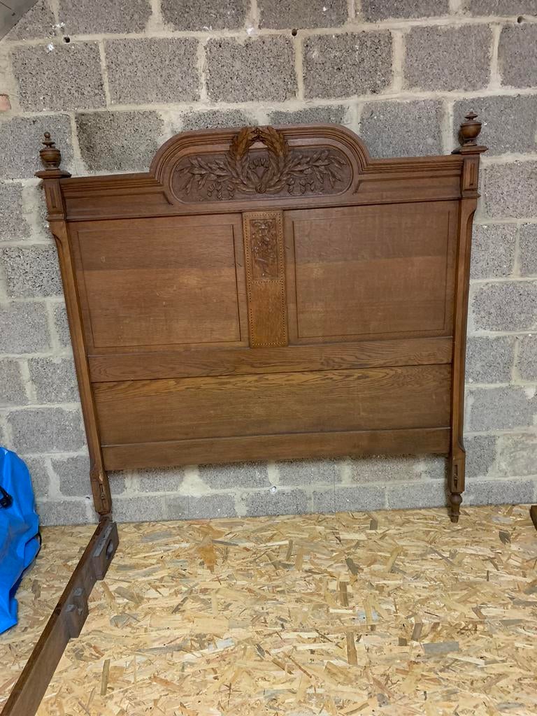 Antiek bed, Enlèvement