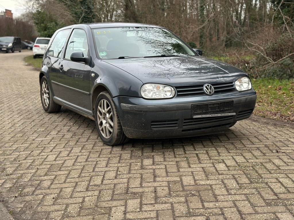 Volkswagen Golf 4 1.6 16v 2002 Climatisation 750€, Argent ou Gris, Achat, Entreprise, Boîte manuelle