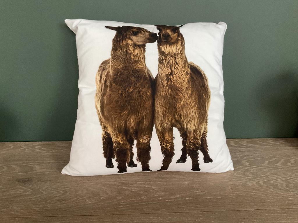 Sierkussen alpaca’s Mars&More, Ophalen of Verzenden, Nieuw, Wit, Vierkant