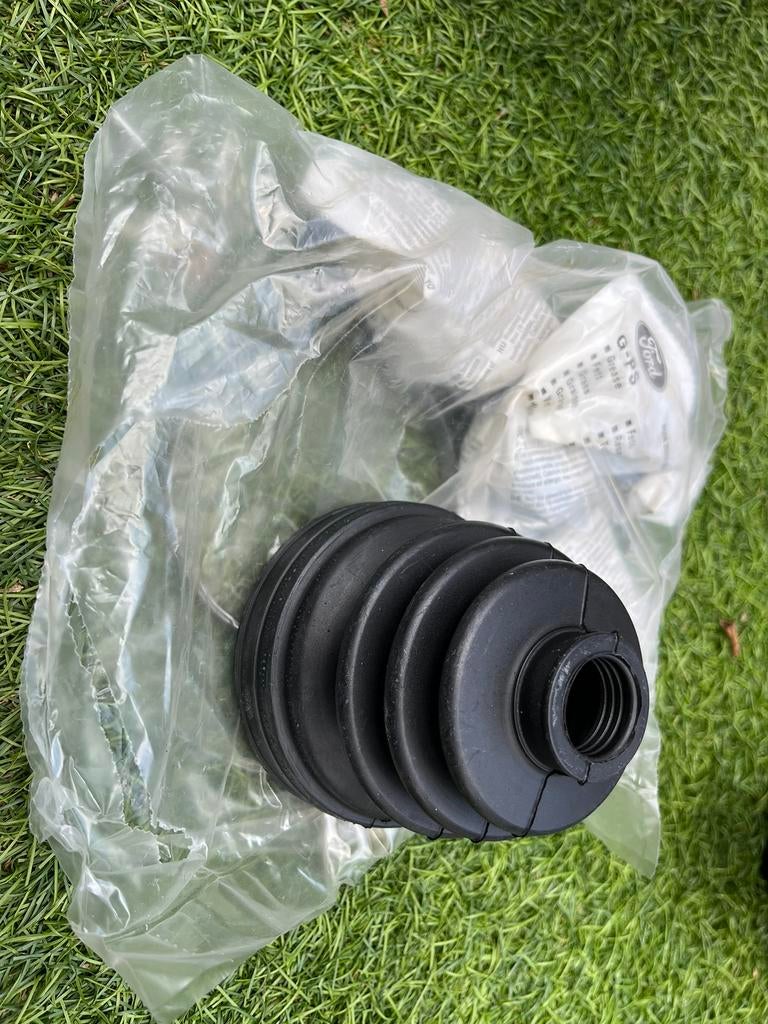 Cardanhoes Ford Fiesta, Ophalen of Verzenden, Nieuw, Ford