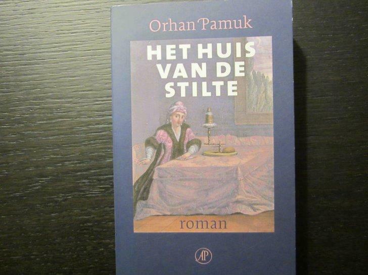 Het huis van de stilte (Orhan Pamuk), Ophalen of Verzenden, Gelezen