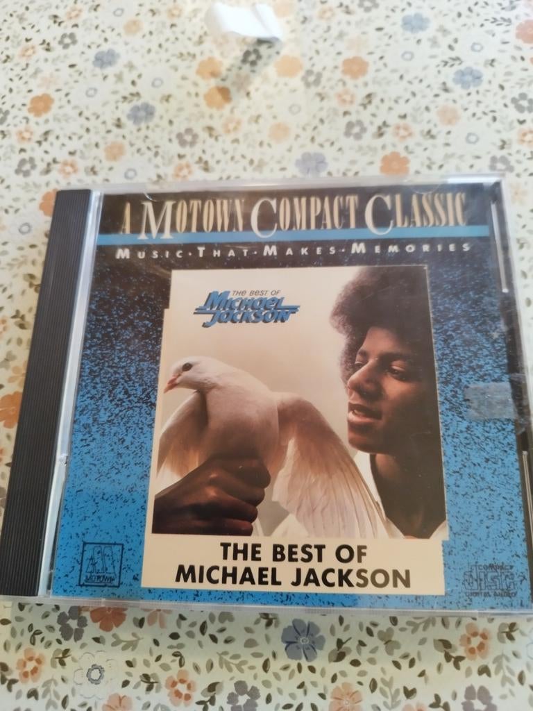 Michael Jackson cd, Ophalen