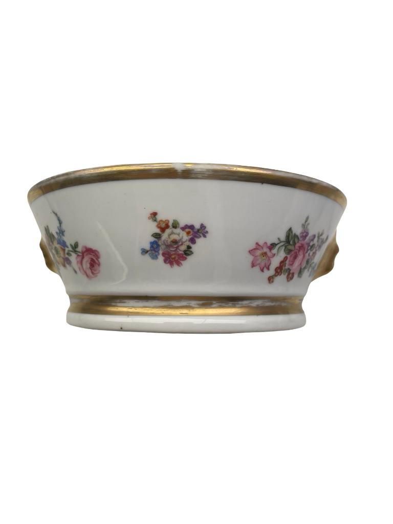 Bol Vieux Paris porcelaine décor floral et lion doré XIXe, Enlèvement ou Envoi