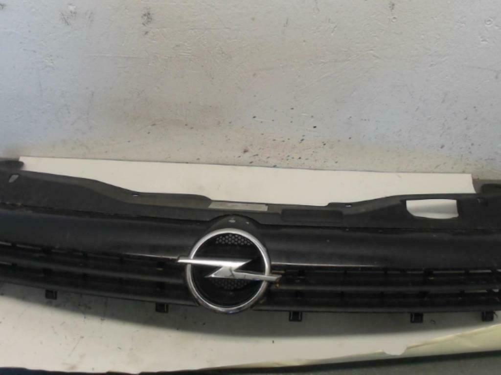 calandre  opel Atra H, Enlèvement, Utilisé, Opel, Capot moteur