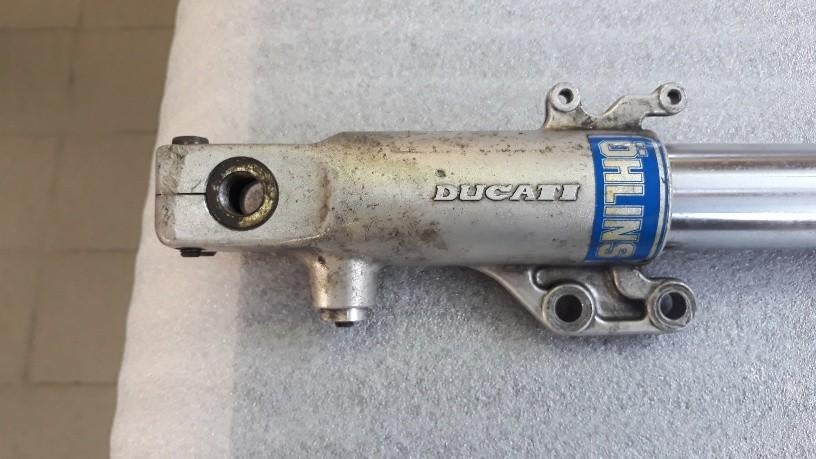 DUCATI 888- 851 STRADA FOURCHE  GAUCHE, DUCATI, Enlèvement ou Envoi, Utilisé, Jackierogier@outlook.be