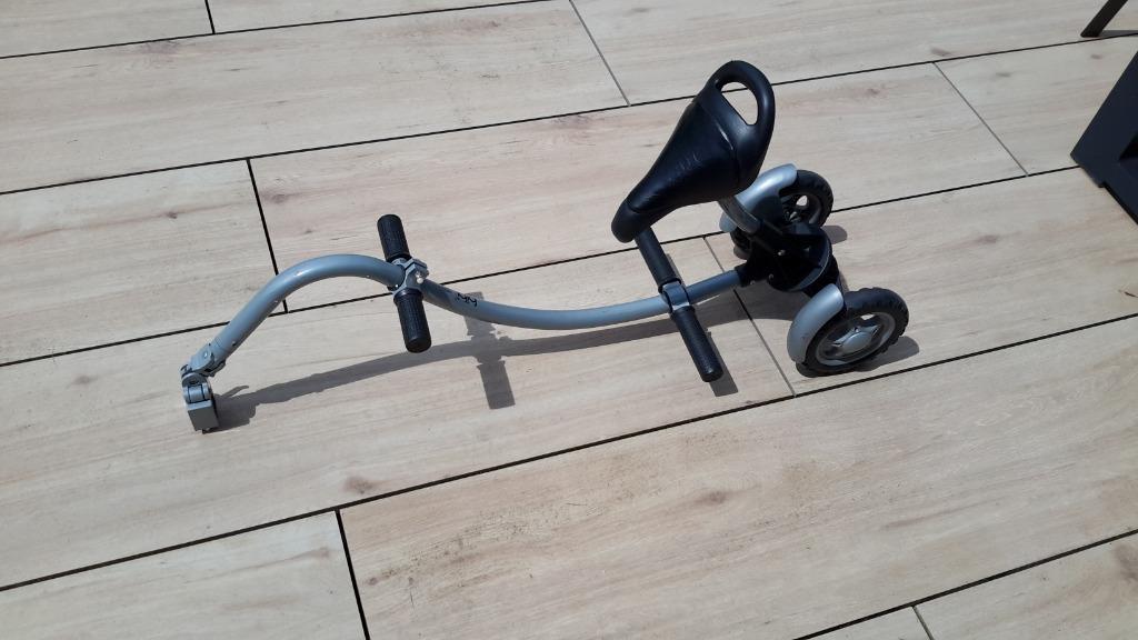 Vélo"bibi" pour accrocher à une poussette Chicco ou autre, Enlèvement ou Envoi, Utilisé, Poussette