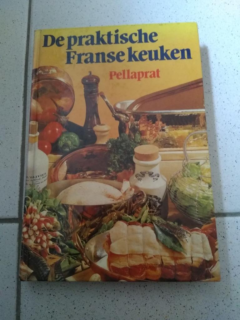 Boek 'De praktische Franse keuken' - Pellaprat, Livres, Enlèvement ou Envoi