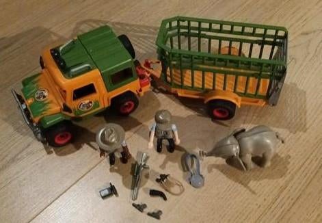 Playmobil véhicule avec éléphanteau, Enfants & Bébés, Jouets | Playmobil, Enlèvement, Comme neuf