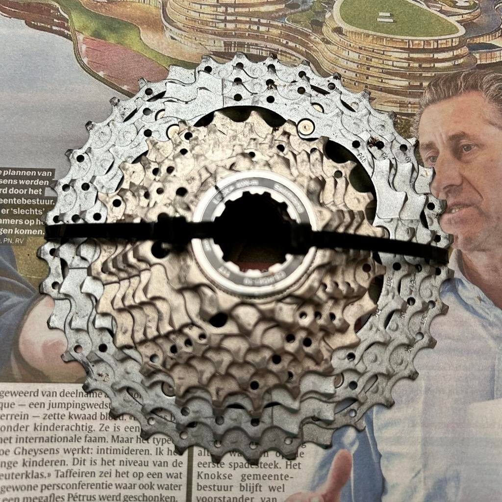 Cassette 10 vitesses Shimano SLX CS-HG81, Enlèvement ou Envoi, Comme neuf