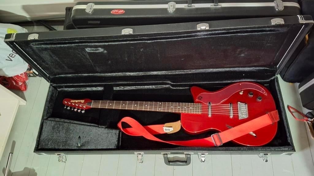 Danelectro 56 Vintage Baritone Red Metal, Musique & Instruments, Enlèvement, Comme neuf, Semi-solid body, Autres marques