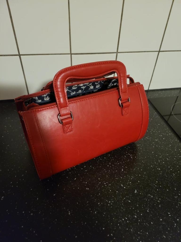 lederen handtas prima staat, Handtassen en Accessoires, Tassen | Damestassen, Ophalen, Zo goed als nieuw, Handtas