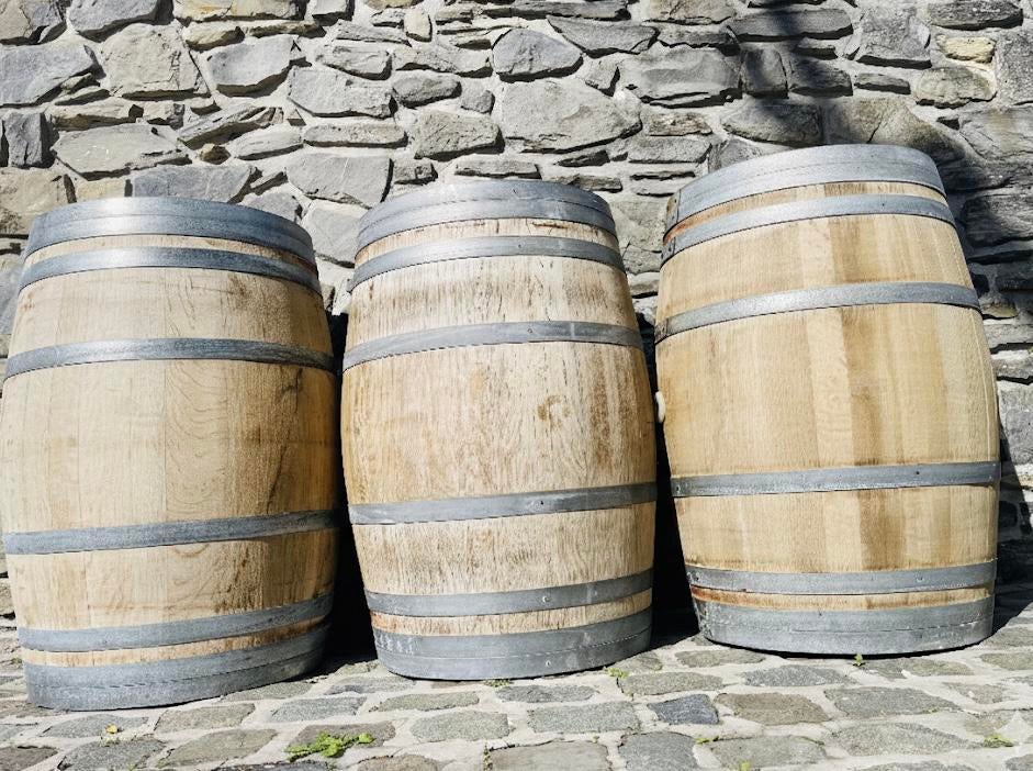Tonneaux en bois (chêne) 225l. Excellent etat. Livraison, Collections, Vins, Comme neuf, Enlèvement ou Envoi