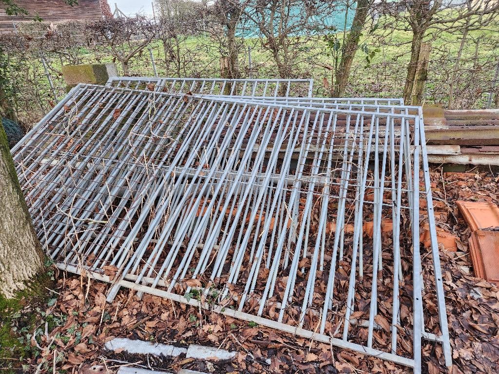 Grille pour chenil, Enlèvement, Comme neuf