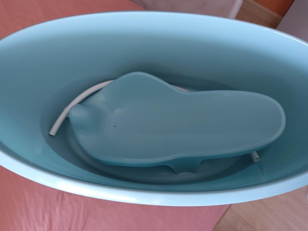 Babybadje luma met onderstel en inleg, Kinderen en Baby's, Badjes en Verzorging, Ophalen, Zo goed als nieuw