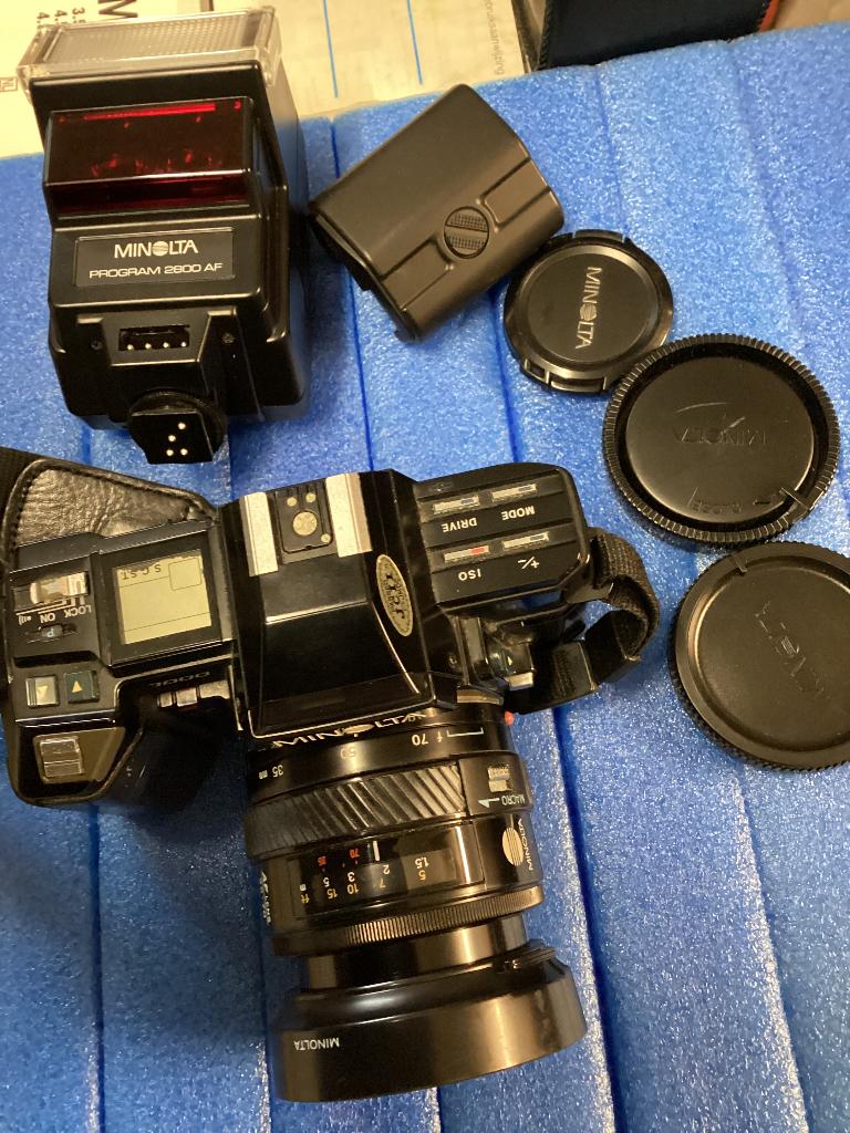 Minolta 7000 Af + flitser, Enlèvement, Utilisé, Reflex miroir, Minolta