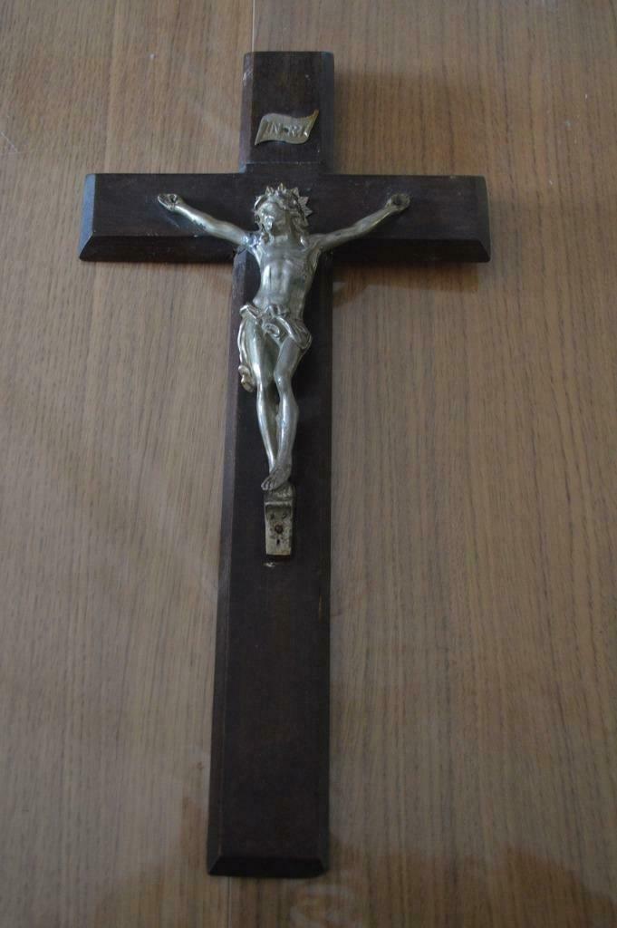 Donker kruisbeeld 41 X 20 cm, Antiquités & Art, Antiquités | Objets religieux, Enlèvement ou Envoi