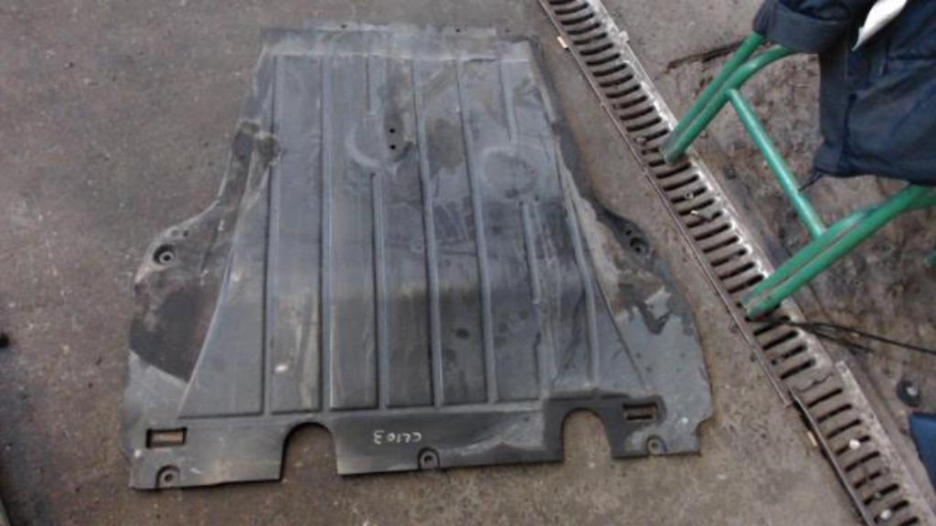 Cache sous moteur Renault Clio 3 2009-2014 LP/13993, Enlèvement ou Envoi, Utilisé, Renault