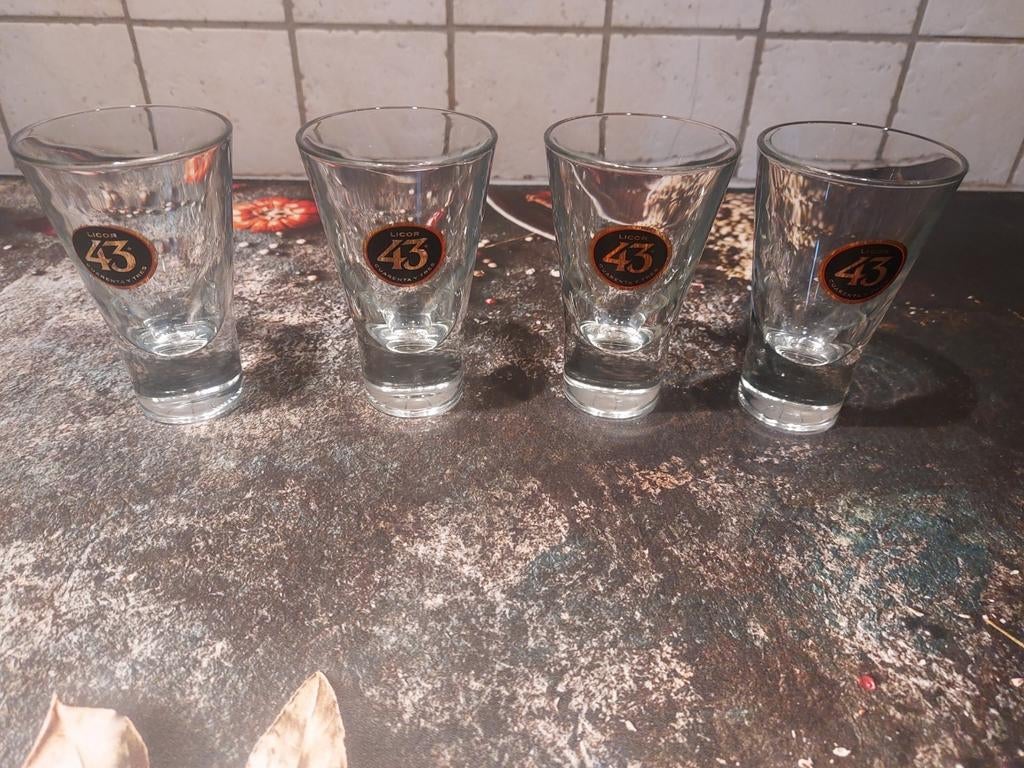 Borrel glaasje licor 43, Verzamelen, Ophalen of Verzenden, Zo goed als nieuw, Borrel- of Shotglas