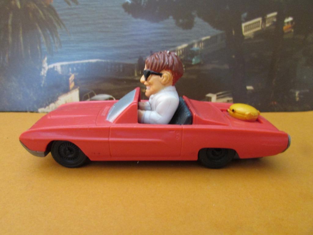 THUNDERBIRD, DISNEY 1 ; 43, Collections, Enlèvement ou Envoi, Autres personnages, Utilisé, Autres types
