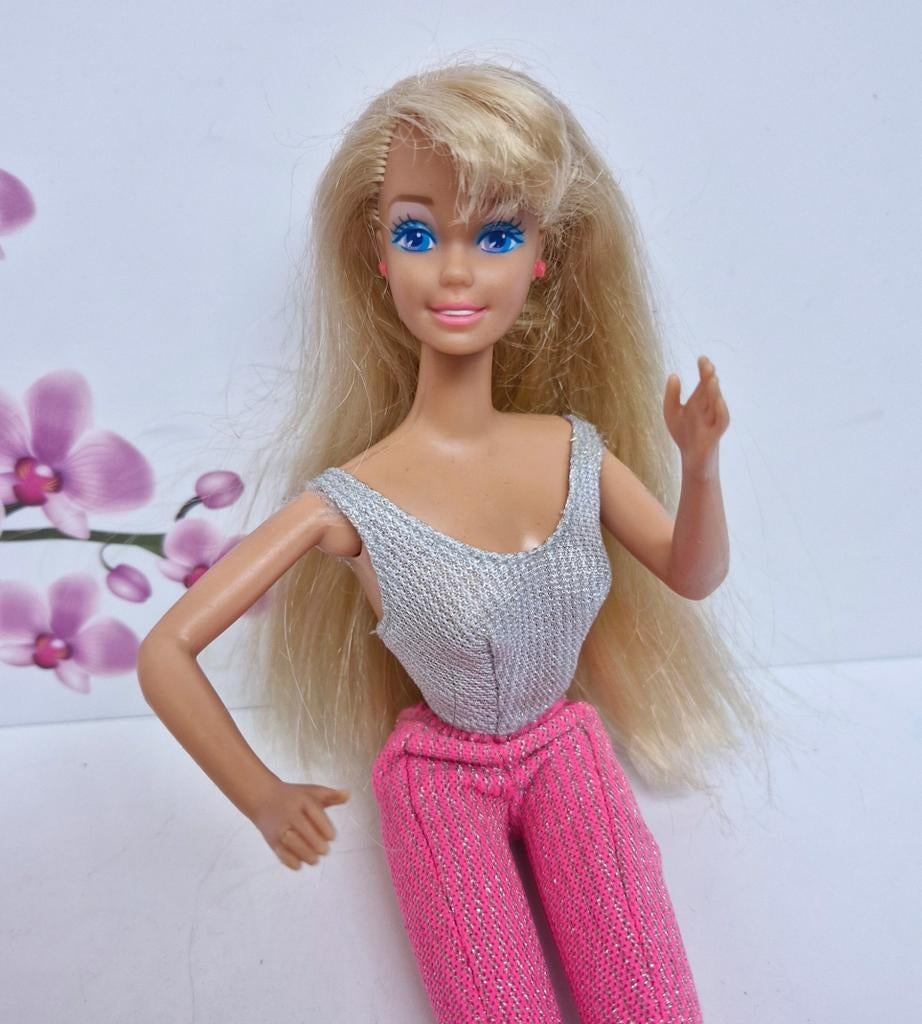 🩷 Barbie pop, Verzamelen, Poppen, Zo goed als nieuw, Pop, Levensecht of Reborn, Ophalen of Verzenden