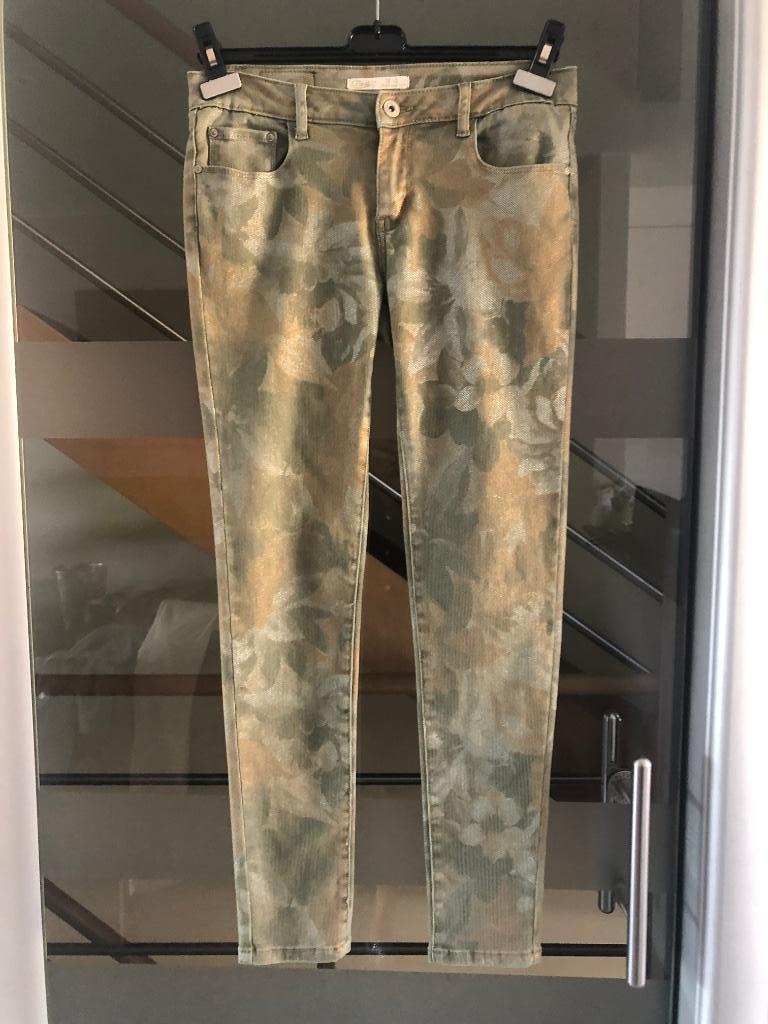 Kaki Damesbroek met bloemen maat 40, large merk Toxik, perfe, Overige kleuren, Maat 42/44 (L), Toxik, Ophalen of Verzenden