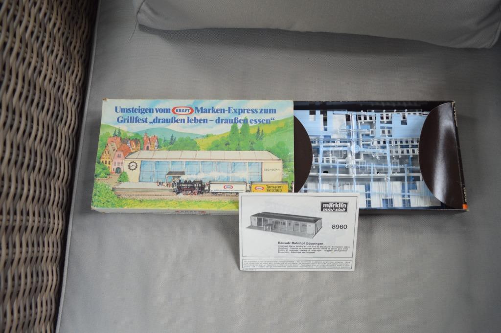 Märklin 8960 : station démontée en octobre, Enlèvement ou Envoi, Comme neuf, Pont, Tunnel ou Bâtiment, Courant continu ou Courant alternatif