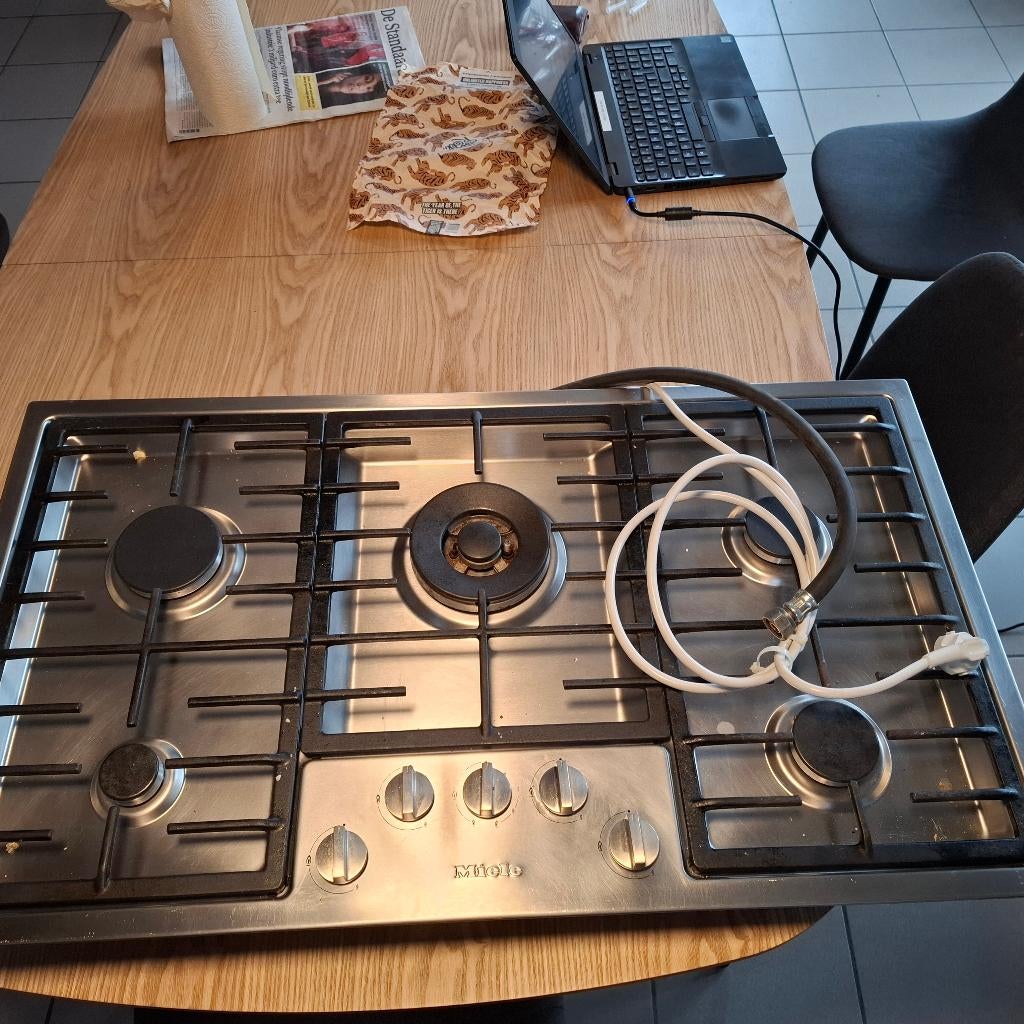 Miele gasvuur 5 bekkens inox, Elektronische apparatuur, Kookplaten, Gebruikt, Inbouw, Gas, 5 kookzones of meer, Ophalen