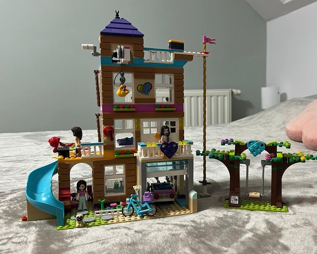Lego friends - clubhuis, Ophalen