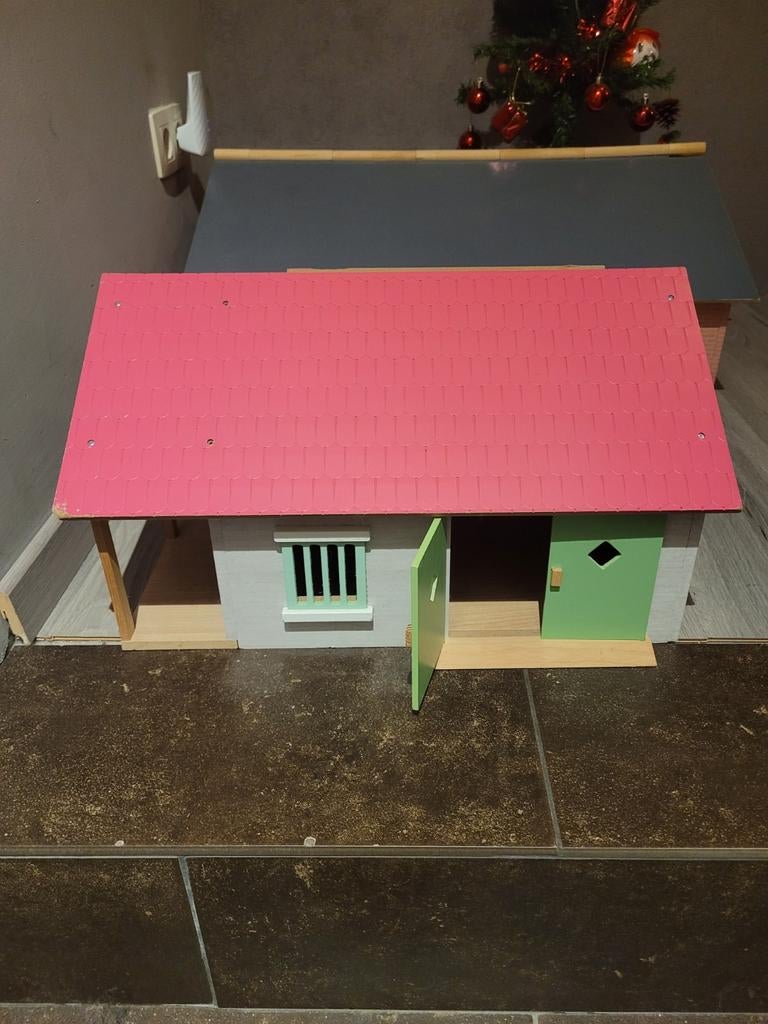 Kleine Schleich paardenstal, Ophalen
